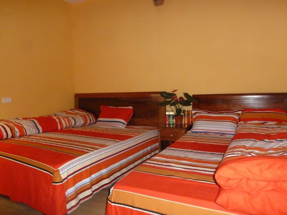 Sapa Local House Bed & Breakfast Exterior photo